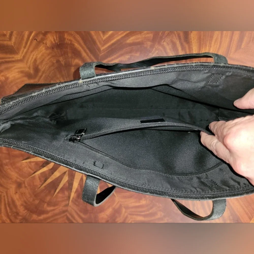 PROJECT🔥Vintage Gucci - Picture 2 of 8